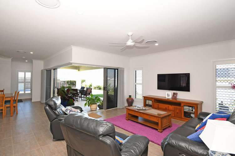 Sixth view of Homely house listing, 19 Peppermint Circuit, Nikenbah QLD 4655