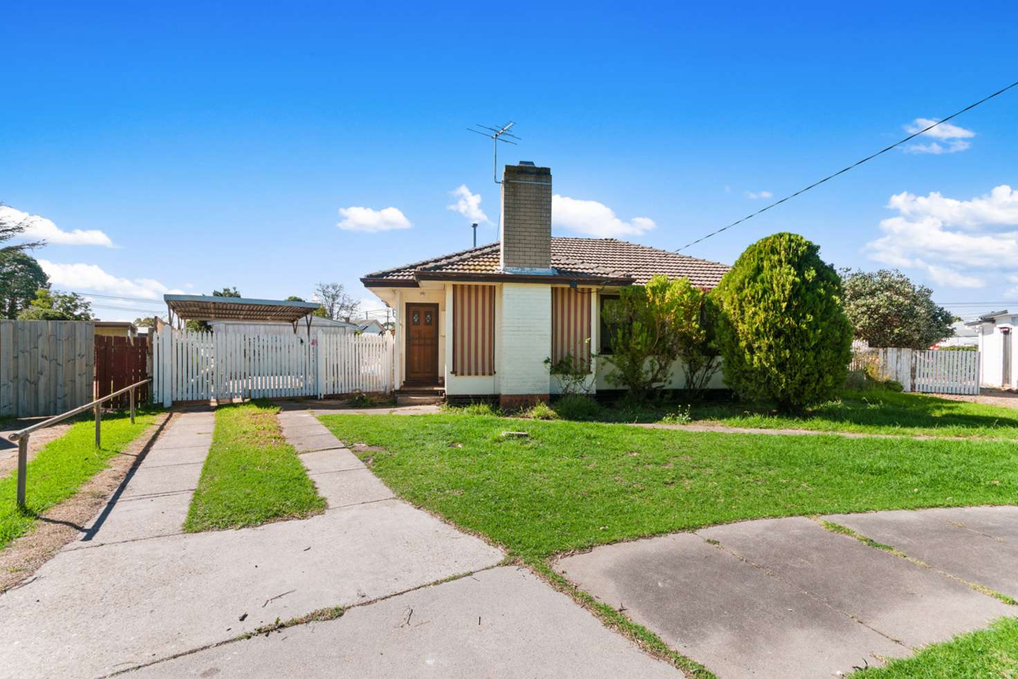 Main view of Homely house listing, 42 Leslie Street, Sale VIC 3850