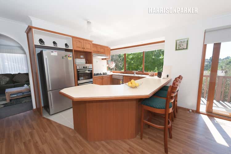 Seventh view of Homely house listing, 32 Piccadilly Court, Greenvale VIC 3059
