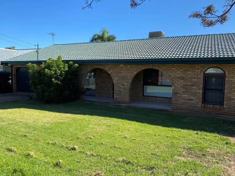 46 Walter Rodd Street