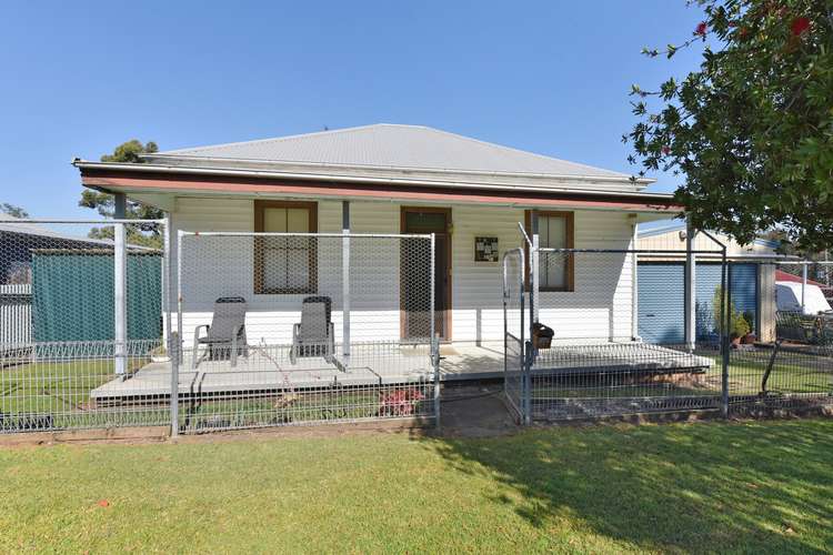 2 Rothbury Street, North Rothbury NSW 2335