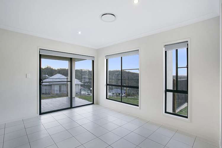 Fourth view of Homely house listing, 2 Sherwood Street, Mount Lofty QLD 4350