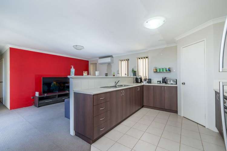 Seventh view of Homely house listing, 5 Kelso Close, Sinagra WA 6065