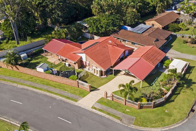 40 Latrobe Avenue, Helensvale QLD 4212