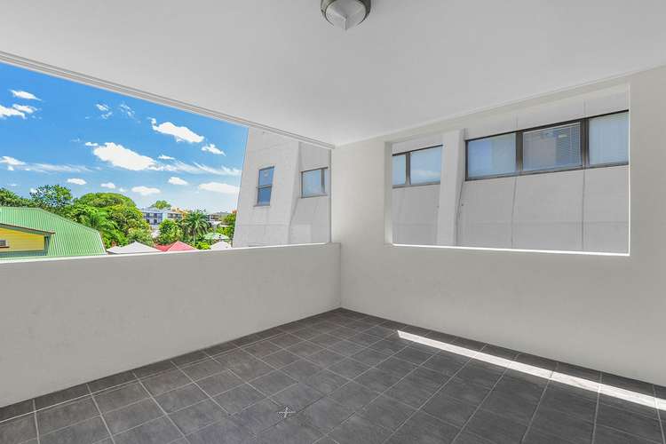 Main view of Homely townhouse listing, 6/505 Boundary Street, Spring Hill QLD 4000