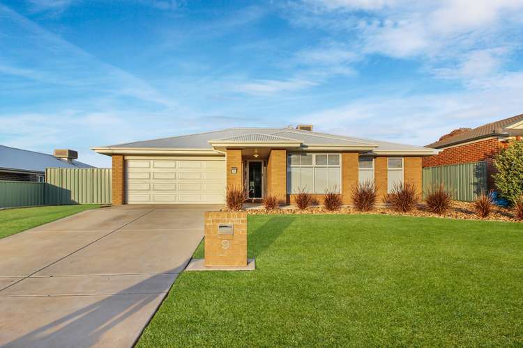 9 Melaleuca Drive, Forest Hill NSW 2651