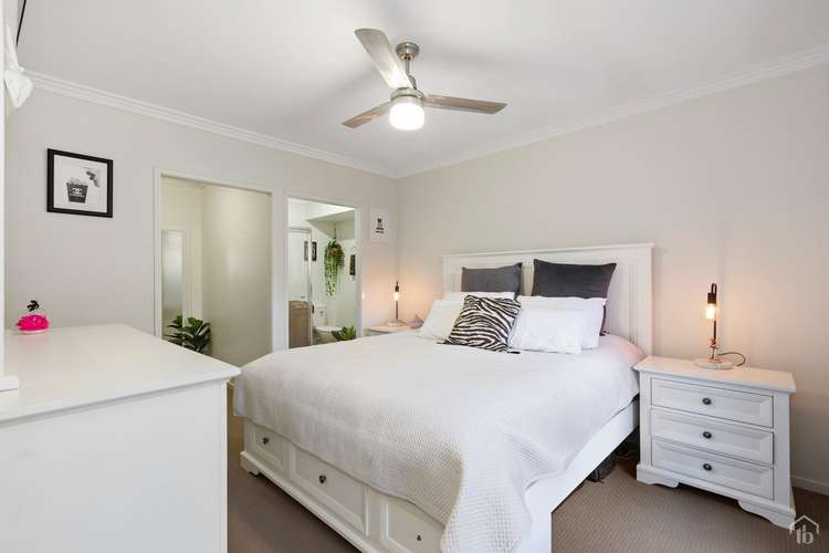 Fourth view of Homely semiDetached listing, 2/7 Bimbadeen Avenue, Banora Point NSW 2486