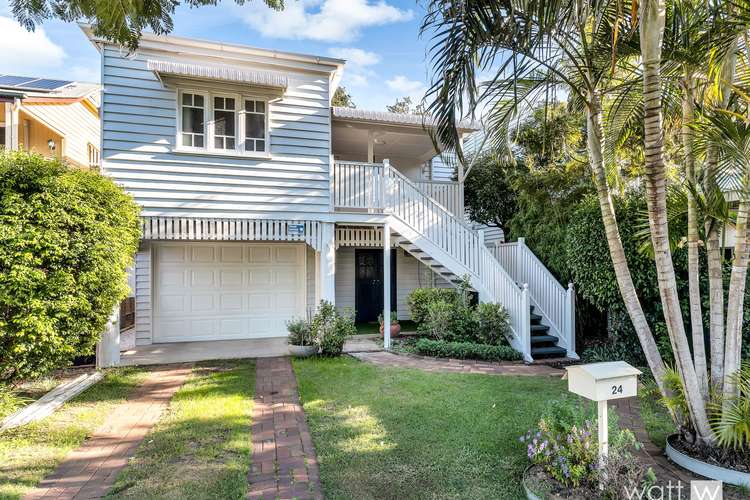 24 O'Quinn Street, Nudgee Beach QLD 4014