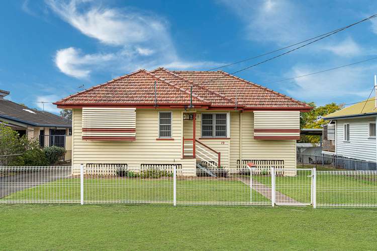 Main view of Homely house listing, 19 Spence Street, Mount Gravatt East QLD 4122