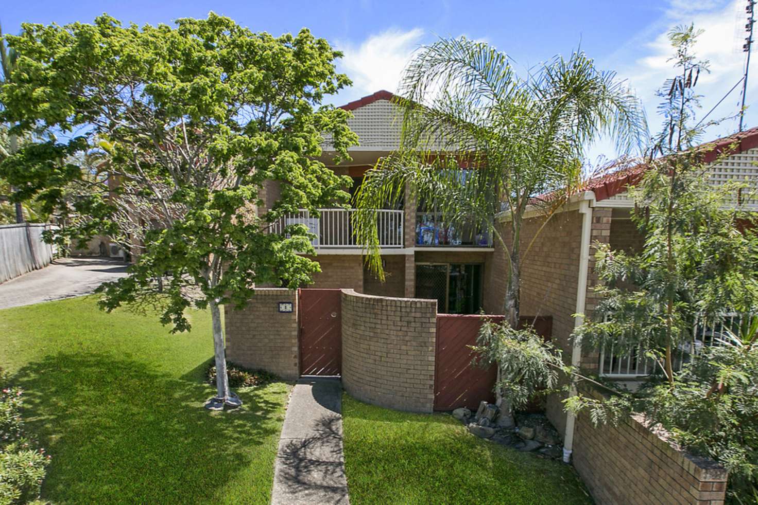 Main view of Homely townhouse listing, 8/1a Mcleod Street, Highland Park QLD 4211