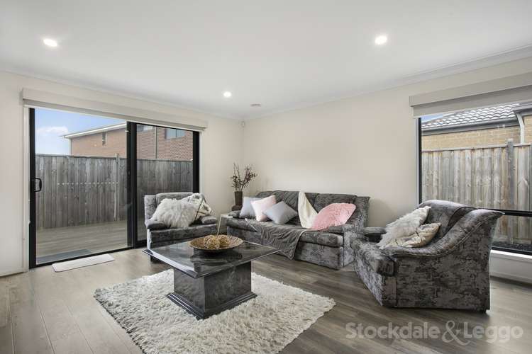 Sixth view of Homely house listing, 40 Bona Vista Rise, Clyde VIC 3978