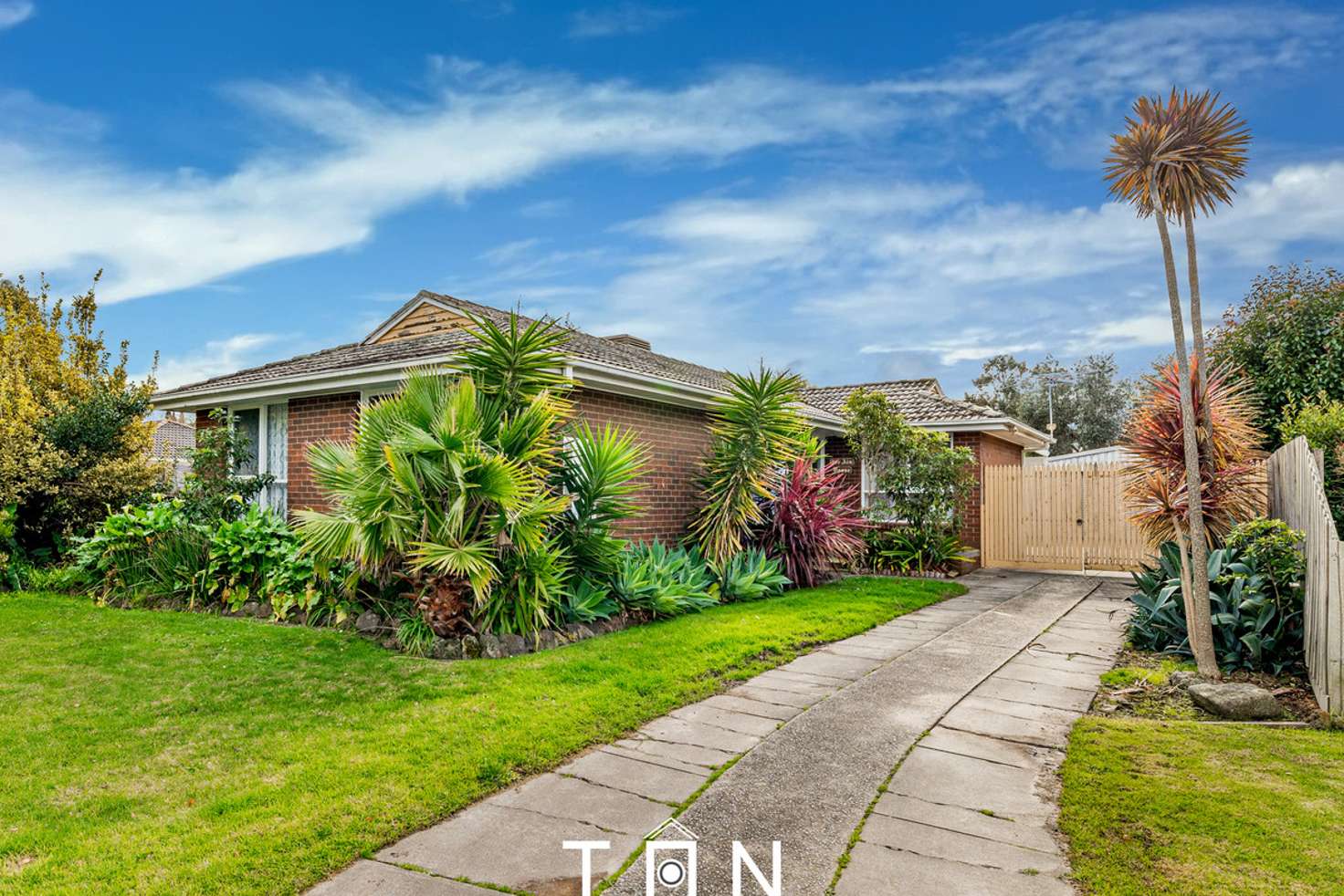 Main view of Homely house listing, 1 Lucerne Court, Narre Warren VIC 3805