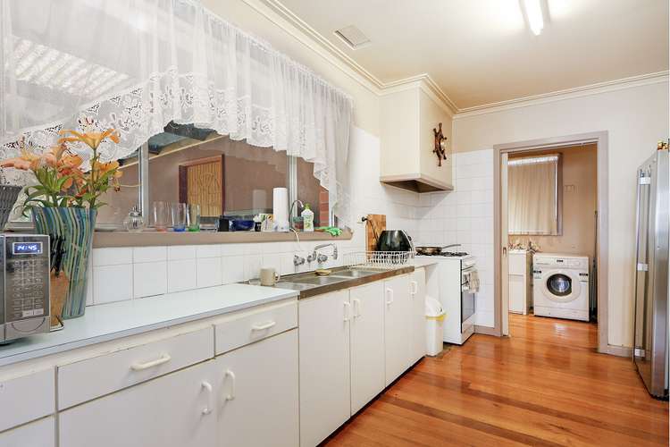 Fifth view of Homely house listing, 125 Patten Street, Sale VIC 3850
