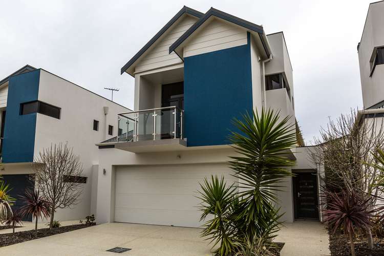 Fourth view of Homely house listing, 2/49 DISCOVERY CCT, Iluka WA 6028