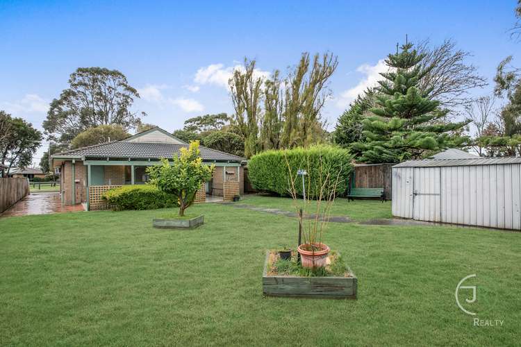 Sixth view of Homely house listing, 10 Marklin Street, Cranbourne VIC 3977