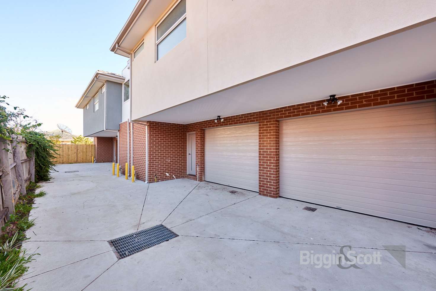 Main view of Homely townhouse listing, 2/20 Union Grove, Springvale VIC 3171