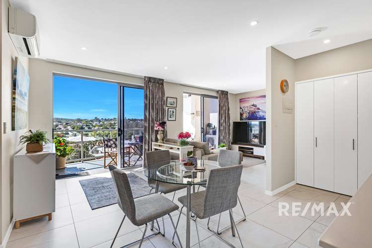 Main view of Homely apartment listing, 44/902 Logan Road, Holland Park West QLD 4121