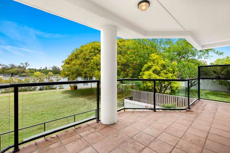 Main view of Homely apartment listing, 4/136 Oxlade Drive, New Farm QLD 4005