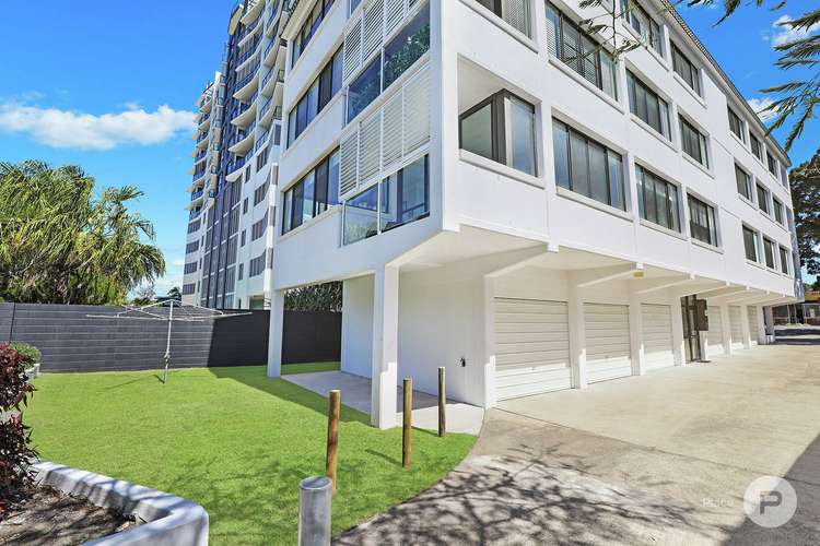 Main view of Homely apartment listing, 2/73 Landsborough Parade, Golden Beach QLD 4551