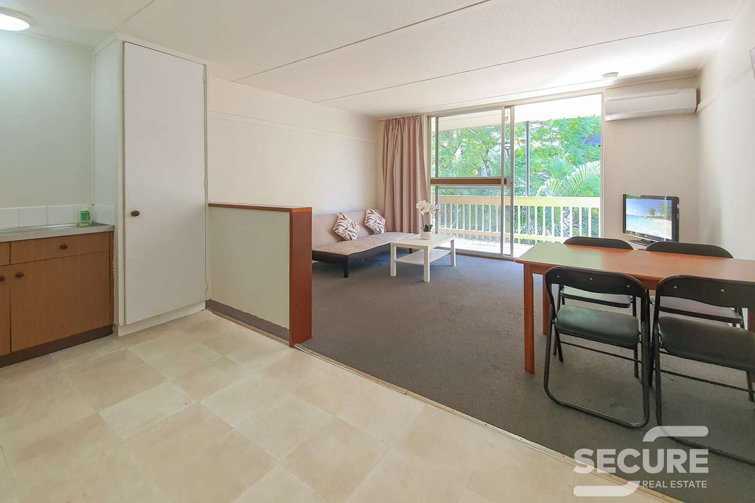 Main view of Homely unit listing, 17/125 Clarence Road, Indooroopilly QLD 4068