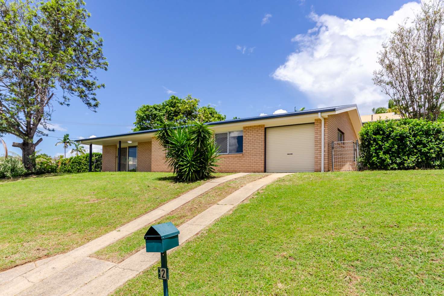 Main view of Homely house listing, 2 Cambridge Close, Telina QLD 4680