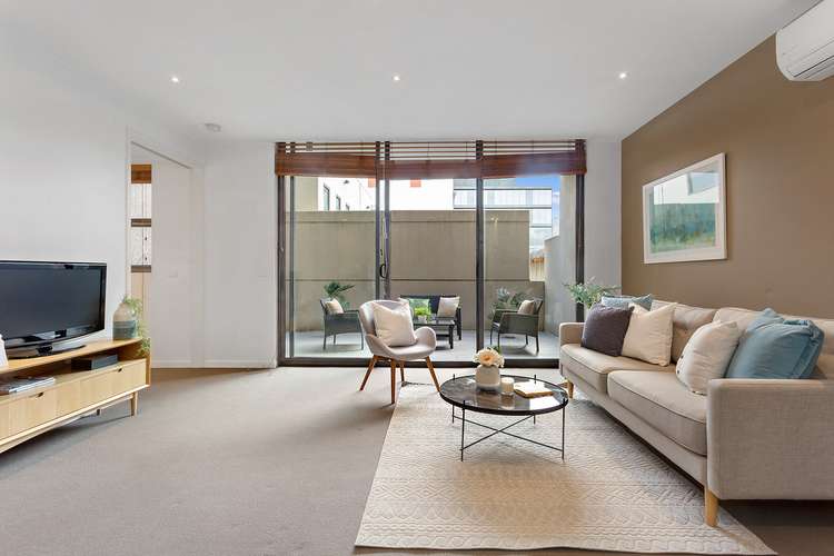 Main view of Homely apartment listing, 2/151 Burwood Road, Hawthorn VIC 3122