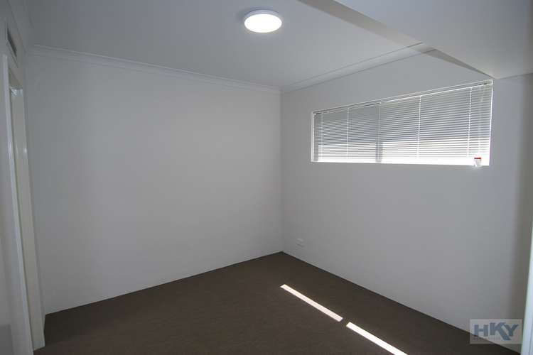 Fifth view of Homely unit listing, 4/22 Wandsworth Avenue, Brabham WA 6055