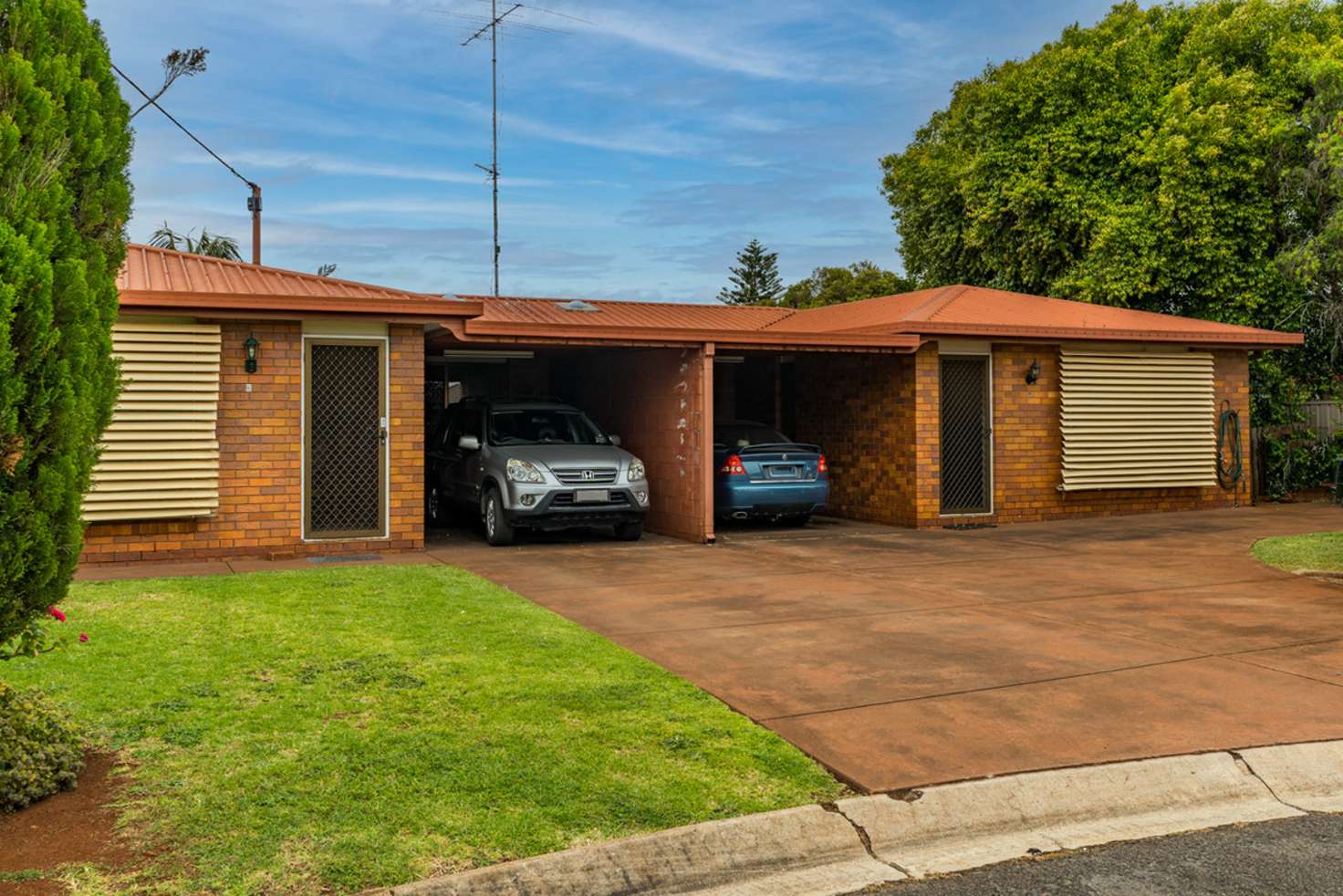 Main view of Homely semiDetached listing, 1&2/2 belcher Drive, Glenvale QLD 4350