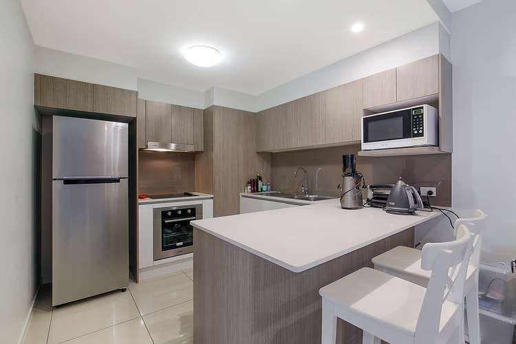 Main view of Homely unit listing, 15/11 Lindwall Street, Upper Mount Gravatt QLD 4122