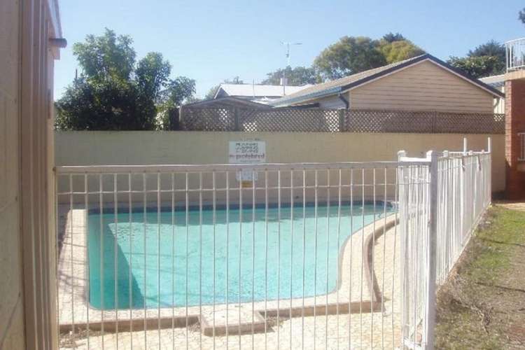 Main view of Homely house listing, 2/33 Margaret Street, East Toowoomba QLD 4350