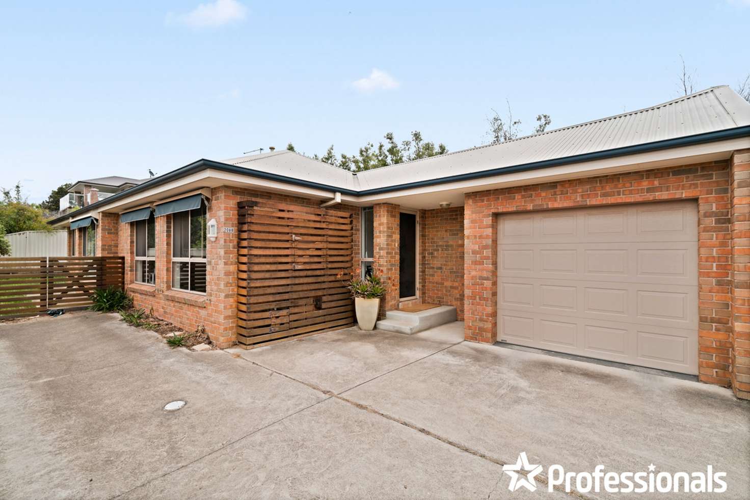 Main view of Homely villa listing, 208B Keppel Street, Bathurst NSW 2795