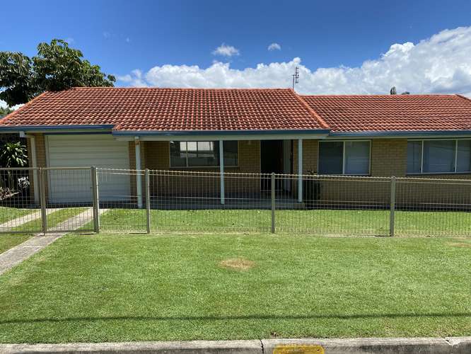 24 Lind Avenue, Southport QLD 4215