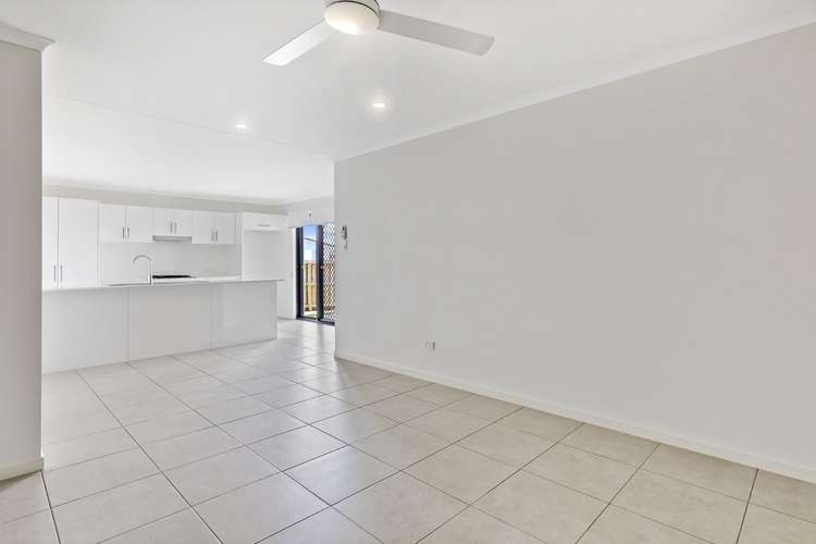 Fourth view of Homely semiDetached listing, 1/39 Wood Crescent, Baringa QLD 4551