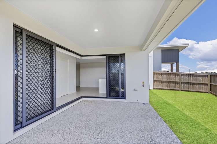 Sixth view of Homely semiDetached listing, 1/39 Wood Crescent, Baringa QLD 4551