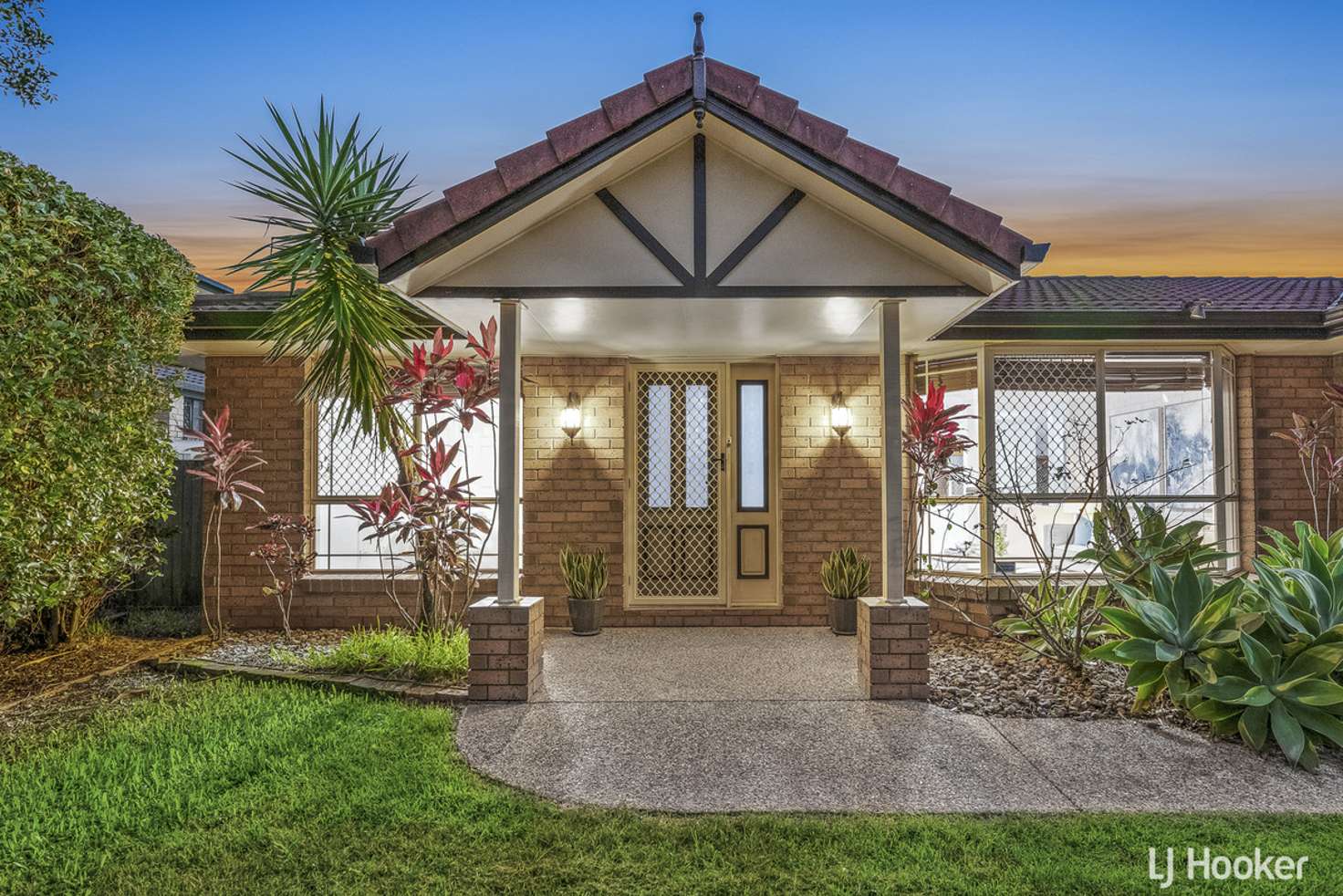 Main view of Homely house listing, 3 Daffodil Crescent, Calamvale QLD 4116