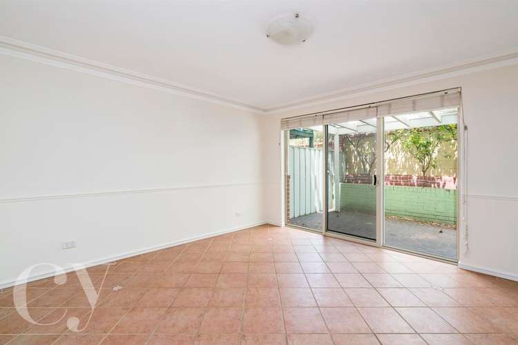 Sixth view of Homely house listing, 22/33 Paddington Court, Bibra Lake WA 6163