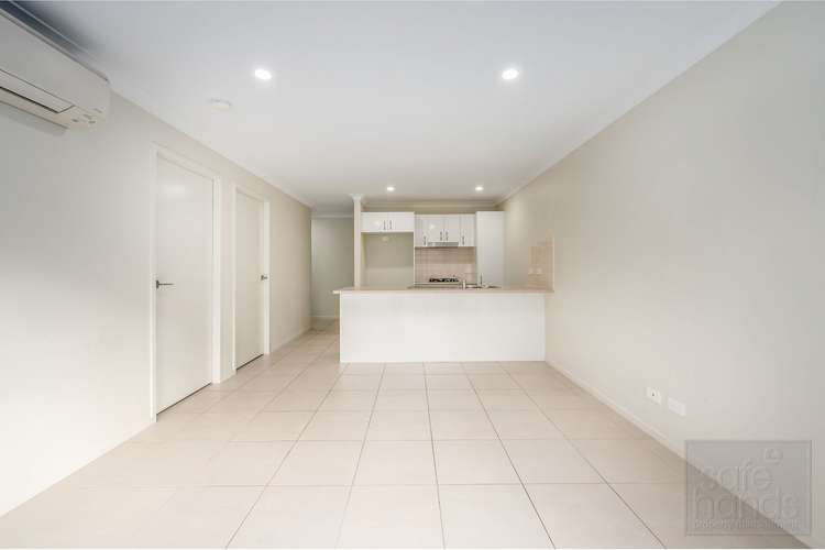 Fourth view of Homely villa listing, 1/6 Cameron Street, Jesmond NSW 2299