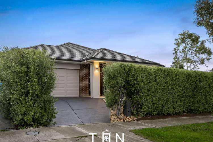 Second view of Homely house listing, 32 Newington Drive, Cranbourne East VIC 3977