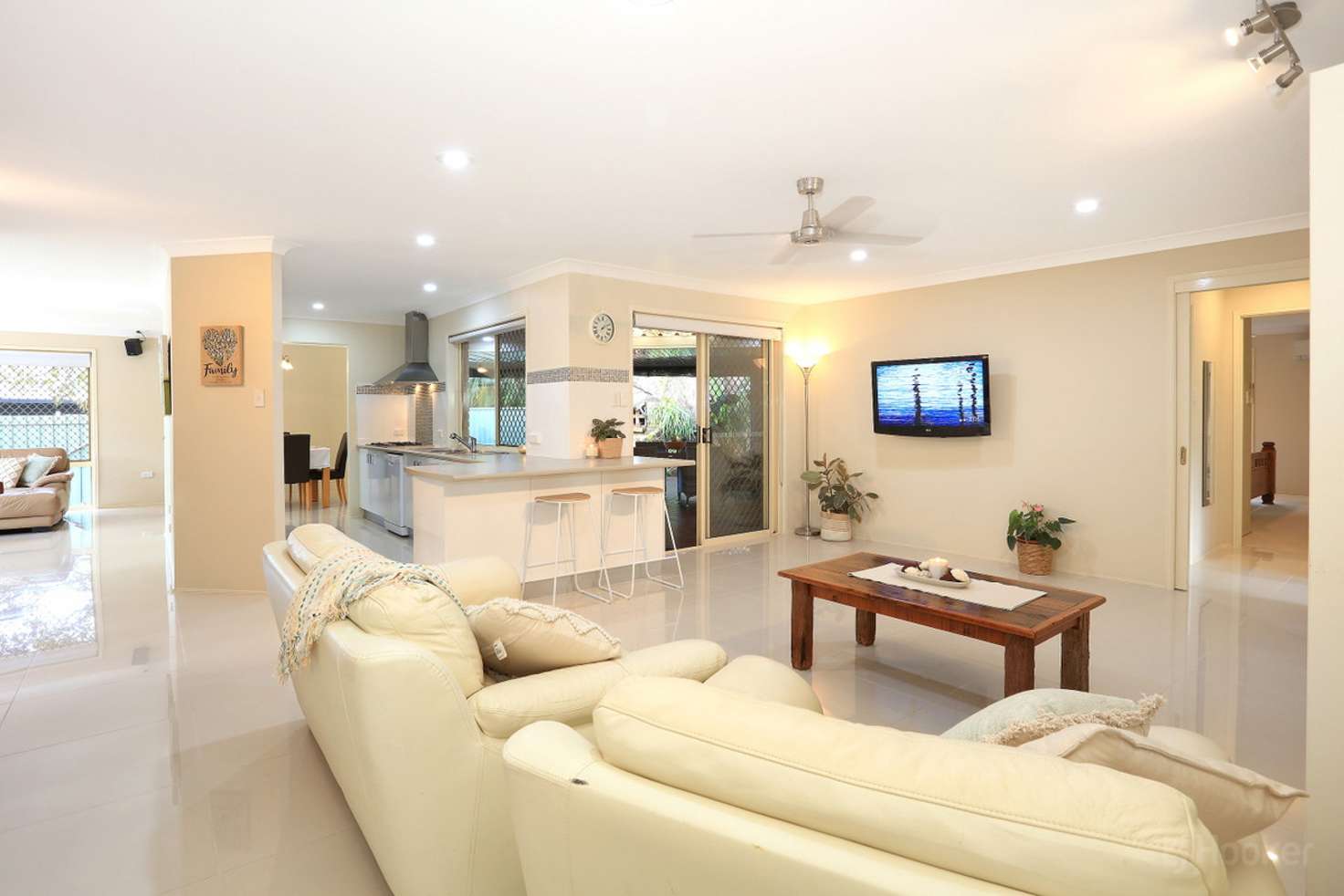 Main view of Homely house listing, 8 Lakewood Court, Helensvale QLD 4212