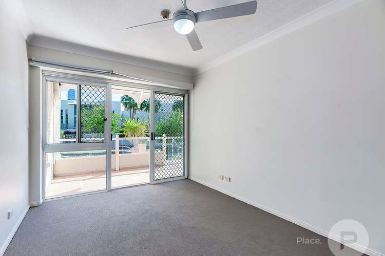 Sixth view of Homely apartment listing, 1/236 River Terrace, Kangaroo Point QLD 4169