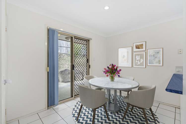 Sixth view of Homely semiDetached listing, 2/76 Paddington Drive, Carrara QLD 4211