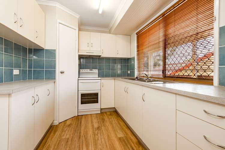 Fifth view of Homely semiDetached listing, 1/5 O'Malley Street, West Gladstone QLD 4680