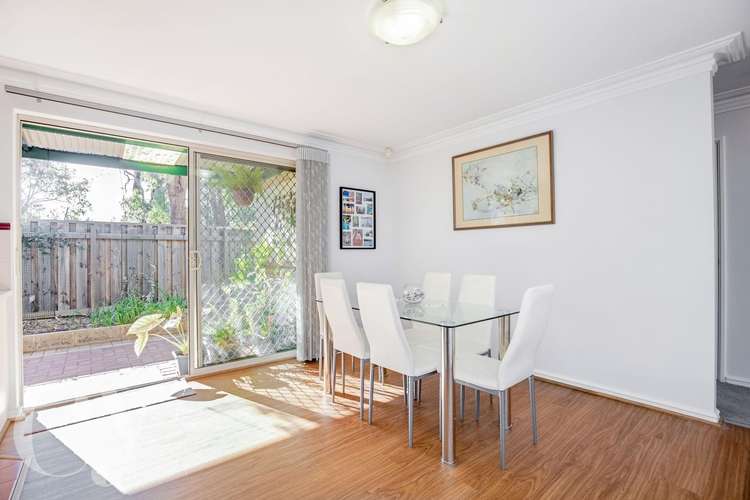 Sixth view of Homely house listing, 10/33 Paddington Court, Bibra Lake WA 6163