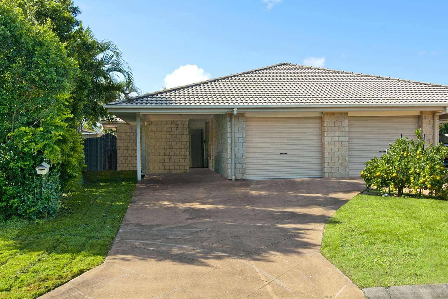 Main view of Homely semiDetached listing, 2/5 Moss Terrace, Pimpama QLD 4209