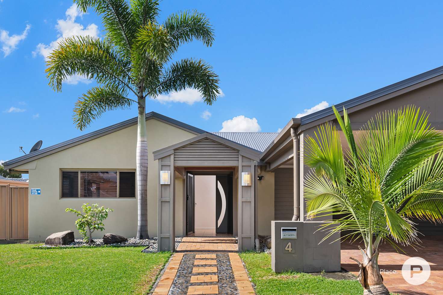 Main view of Homely house listing, 4 Rhuddlan Street, Carindale QLD 4152