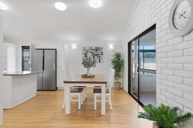 Second view of Homely house listing, 4 SOLENT Court, Daisy Hill QLD 4127