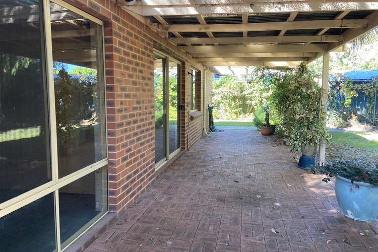 Fourth view of Homely house listing, 4 Kensington Court, Cooloongup WA 6168