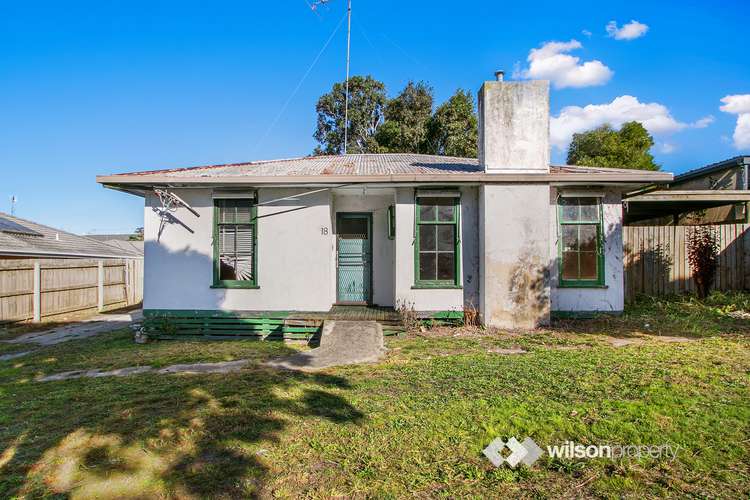 18 Churchill Road, Morwell VIC 3840