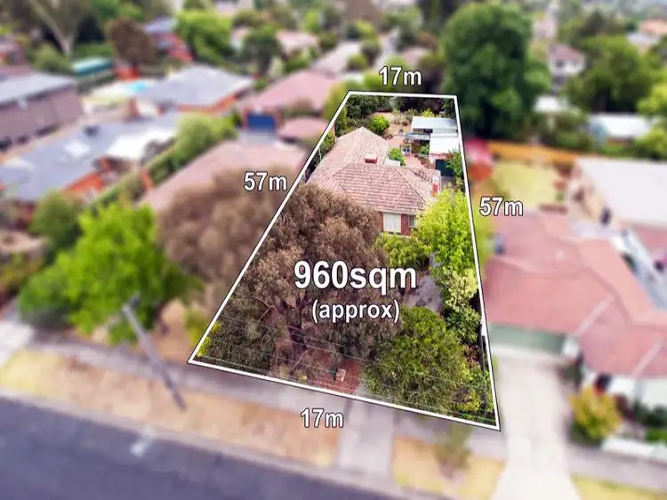 7 Leach Avenue, Box Hill North VIC 3129