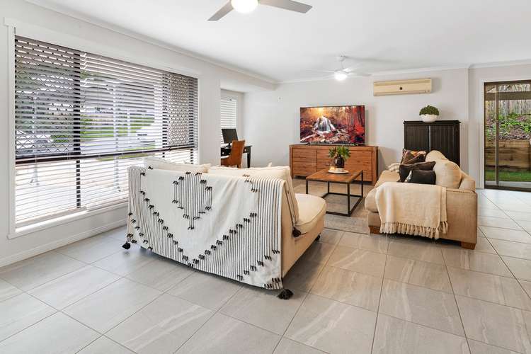 Fifth view of Homely house listing, 2 Pauline Place, Highland Park QLD 4211
